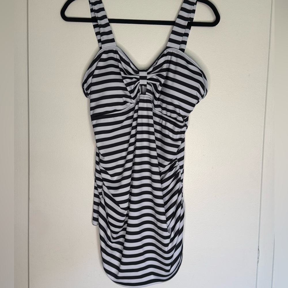 Plus Size Tankini Swimsuit Swim Top Tummy Control Bathing Suit 4XL Stripes